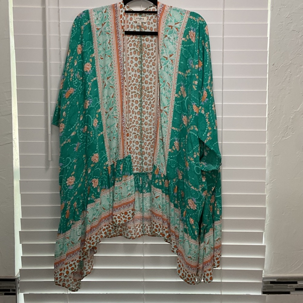 Umgee Mint and Peach Spot Print Kimono; Size M/L